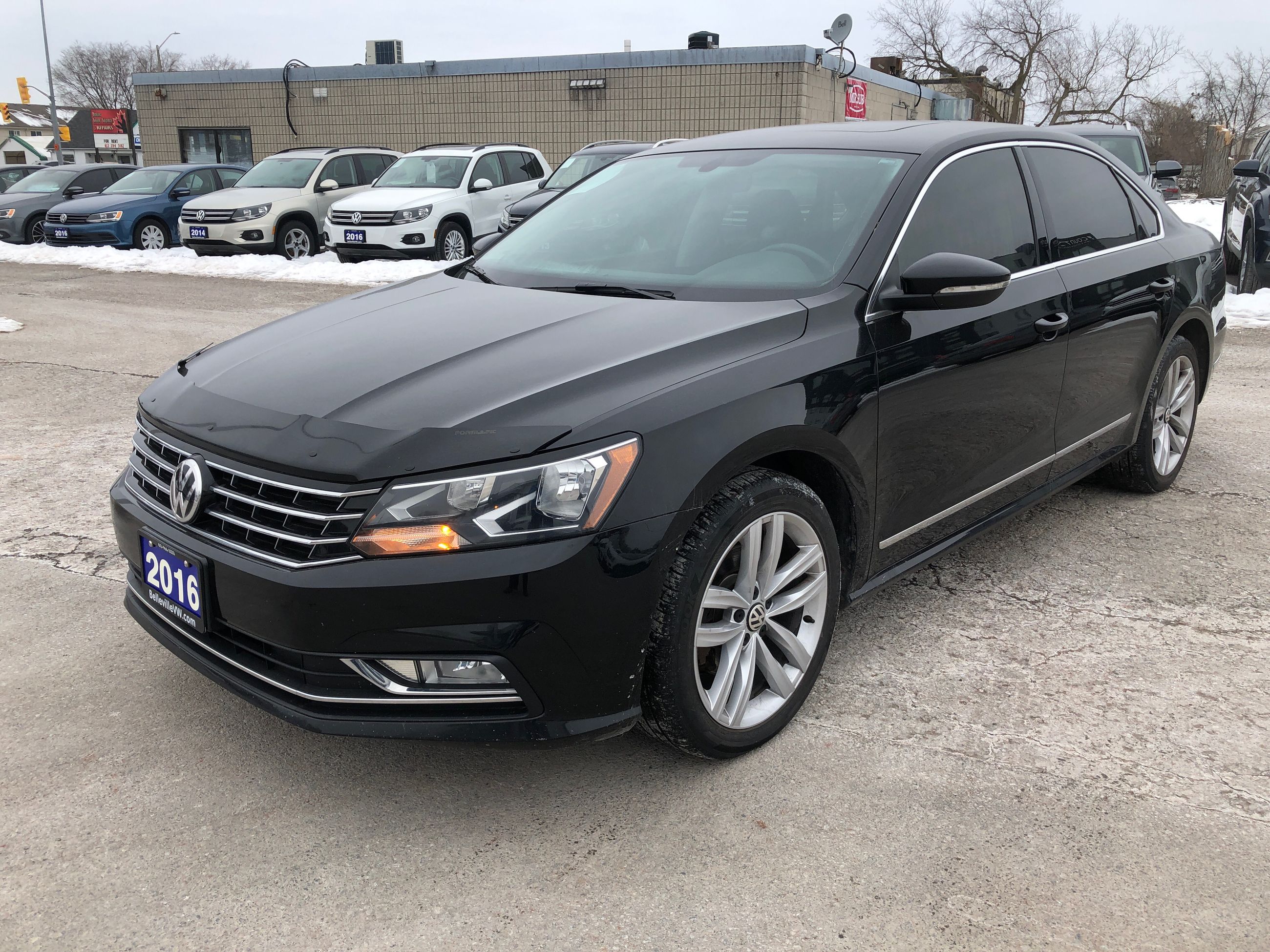 Used 2016 Volkswagen Passat Highline BLACK 92,063 KM for Sale 17900.