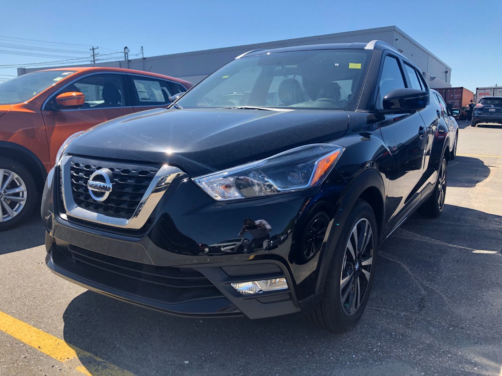 New 2019 Nissan KICKS SR CVT at Acura Brossard KL522189