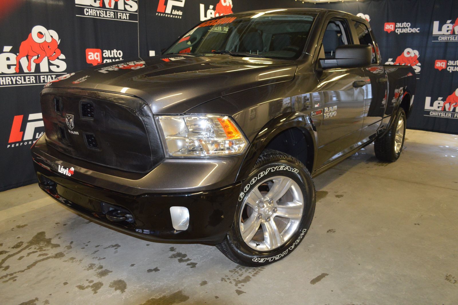 Lévis Chrysler Ram 1500 OUTDOORSMAN GARANTIE PROLONGÉE 5 ANS / 100000