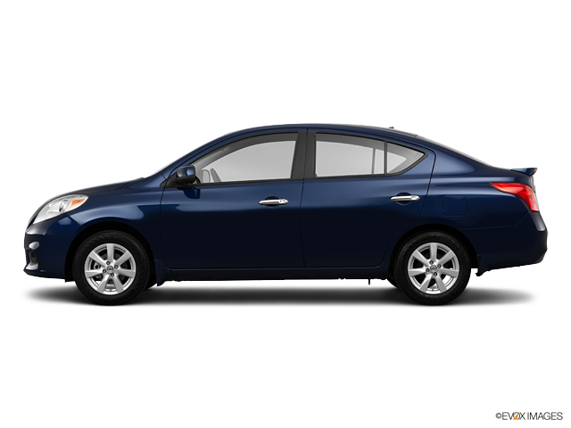 2013 Nissan versa maine