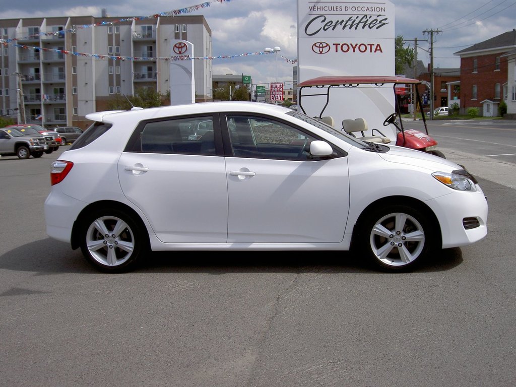 2010 toyota matrix edmunds #4