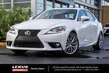 2016 Lexus IS 300 AWD LUXURY PACKAGE