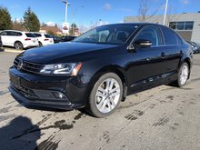 2017 Volkswagen Jetta Highline 1.8T Auto w/ Technology Pkg.