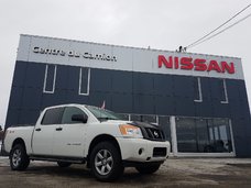 Nissan Titan 2013 TRES PROPRE