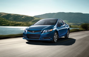 Honda Civic 2013 - La barre est rehaussée