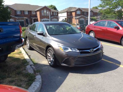 2017 Toyota Camry 4-Door Sedan XLE V6 6A