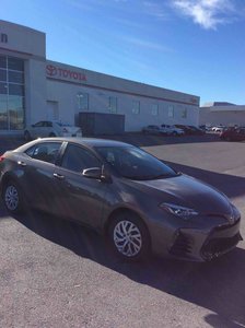 2017 Toyota Corolla 4-door Sedan SE CVTi-S