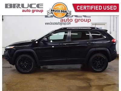 2018 Jeep Cherokee TRAILHAWK - LEATHER INTERIOR / 4X4 / REMOTE START | Bruce Leasing