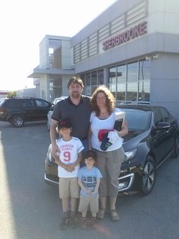Les explications fournies reflètes le professionnalisme de Kia Sherbrooke!