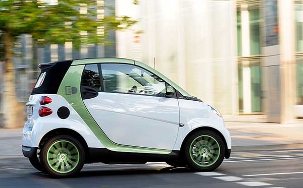 La smart fortwo électrique nommée voiture la plus écologique