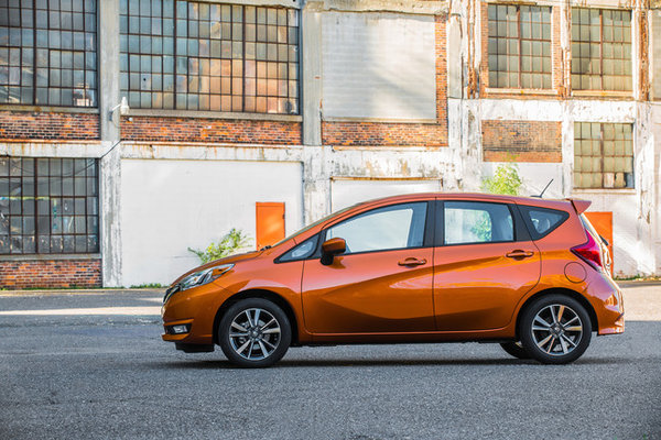 Espace et économie de carburant dans la Nissan Versa Note 2017