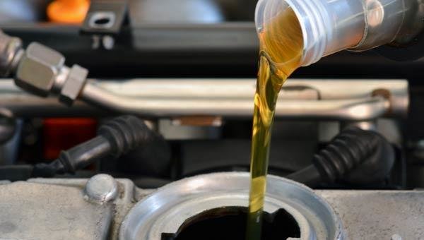 Why You Should Get Your Oil Changed at the Dealership