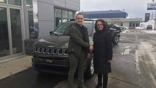 Un gros merci à Mme. Gagnon pour son beau Jeep Compass 4X4.