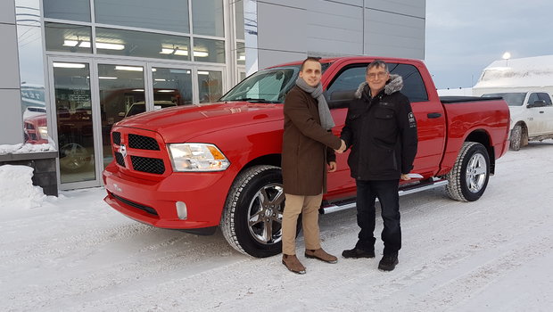 Merci à M. Eldege Dubé et Mme. Raymonde Pelletier pour son tout nouveau Ram 1500 Express, il sera prêt à bravé la tempête ! Bonne route.