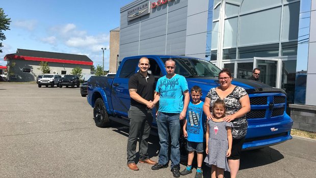 Merci à M. André Morin et à sa famille pour le magnifique Ram 1500 2019 modifié! Bonne route.