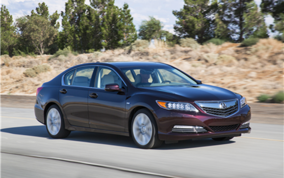 L’Acura RLX 2017 est une petite merveille technologique