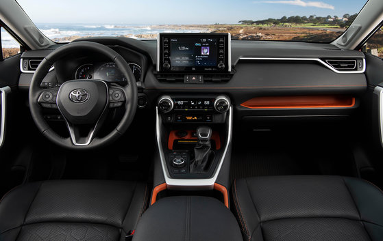 Le Toyota RAV4 2019 se retrouve sur la liste des plus beaux habitacles de Wards