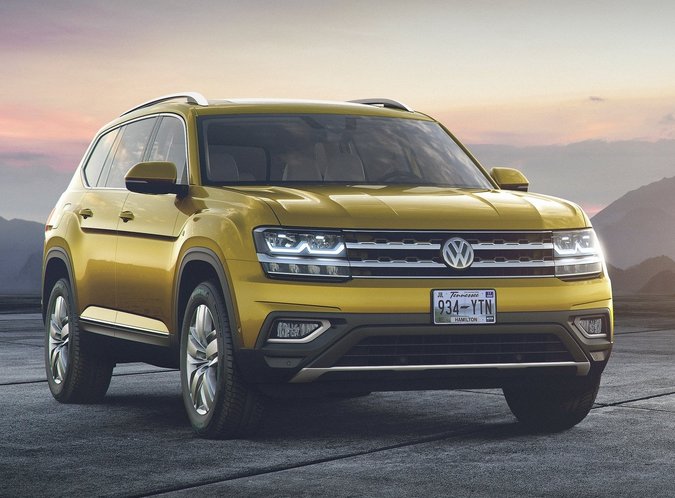 2017 Ford Explorer Sport VS 2018 VW Atlas Execline 3.6 FSI in Blainville