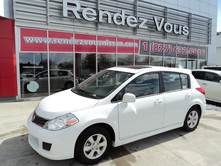 2012 Nissan versa usb port