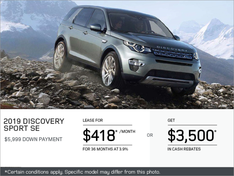 The 2019 Land Rover Discovery Sport SE