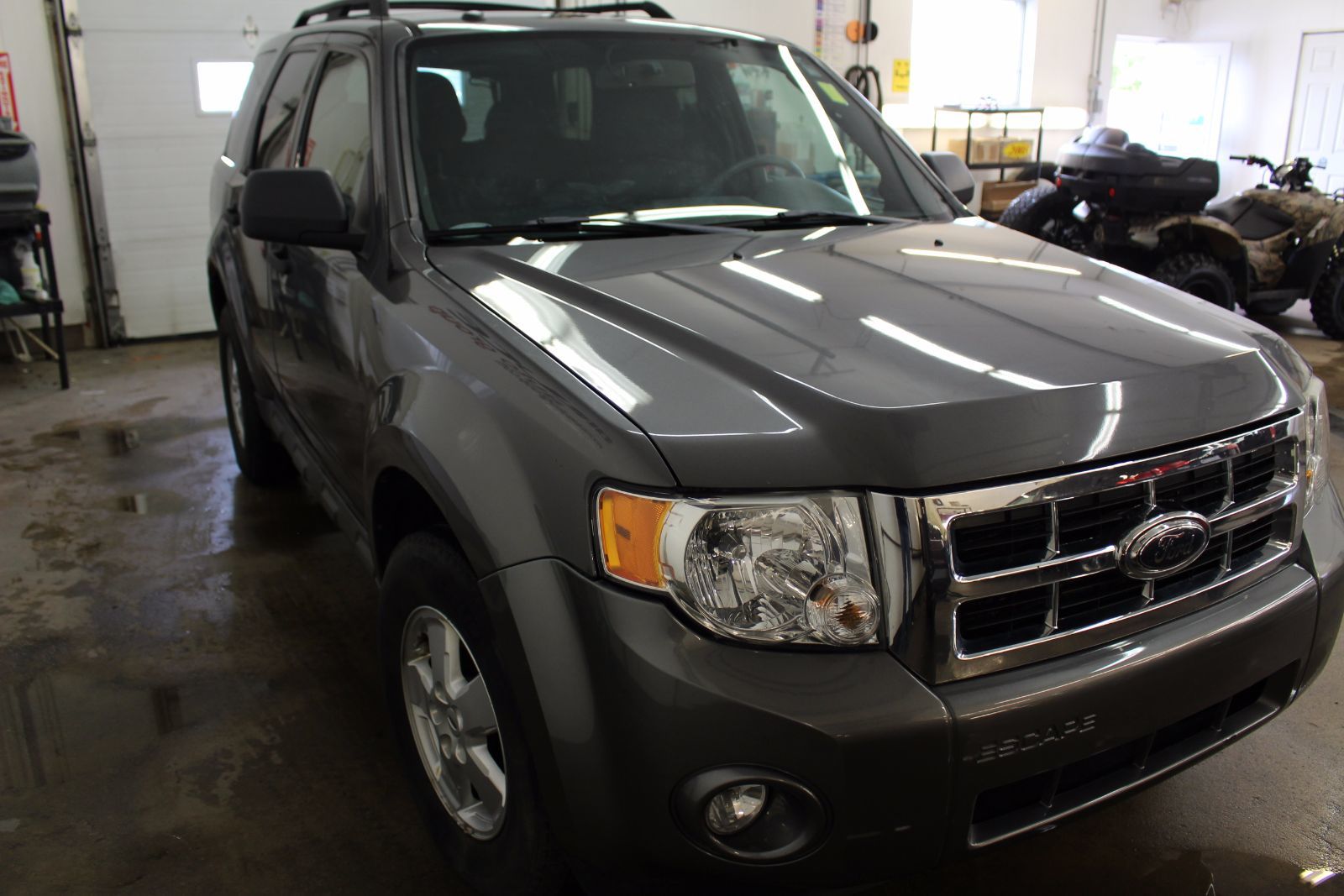 Used 2009 Ford Escape XLT 2.5L 4 CYL AUTOMATIC AWD in Middleton | F17246B