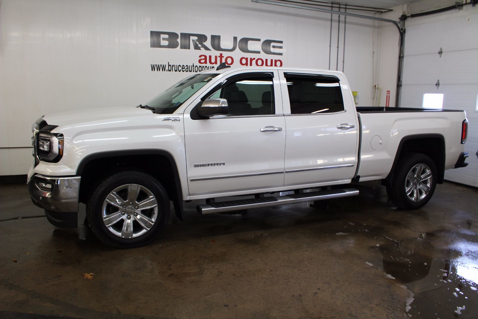 New 2017 GMC Sierra 1500 SLT 6.2L 8 CYL AUTOMATIC 4X4 CREW CAB for Sale ...