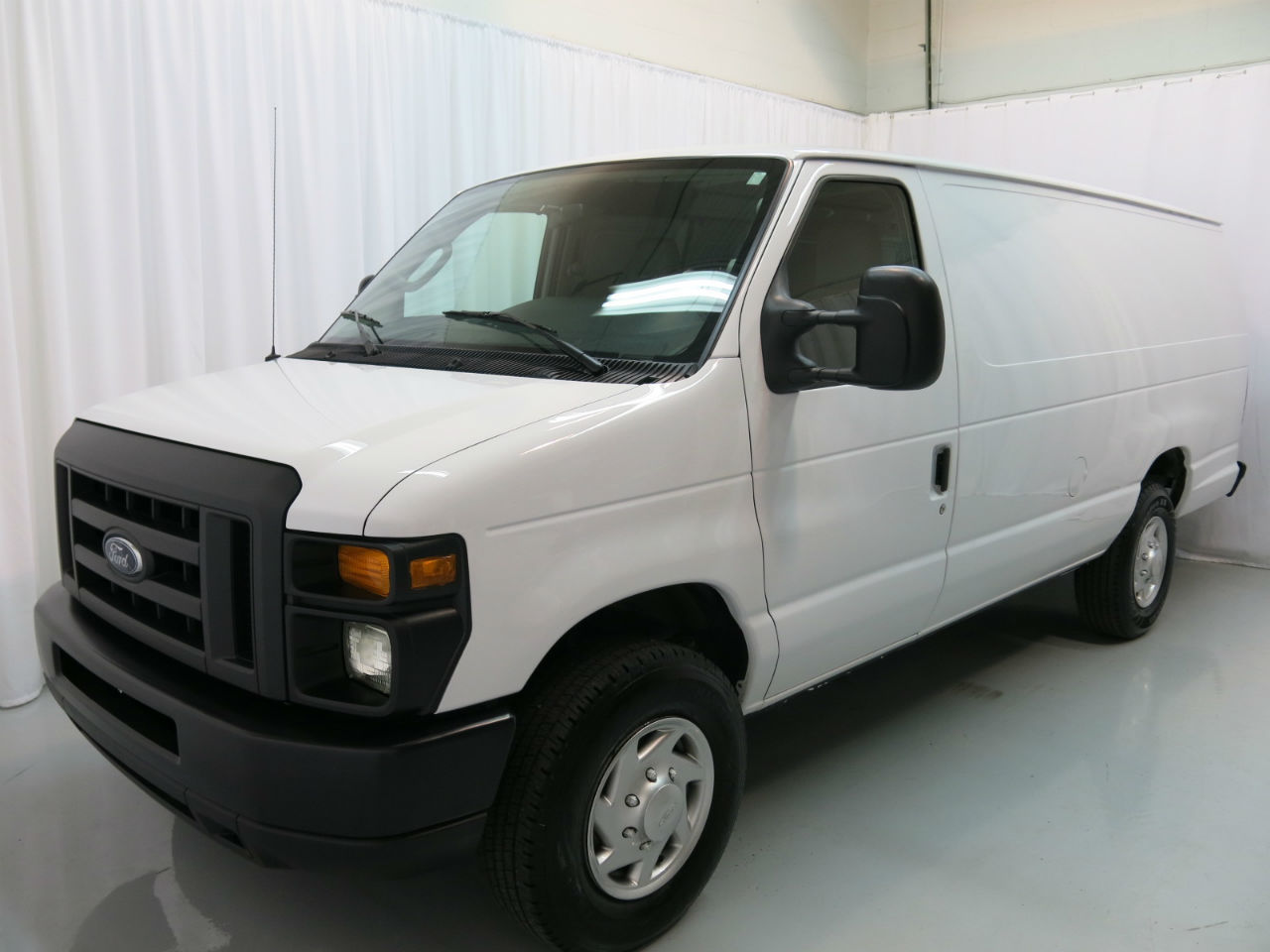 Used ford econoline cargo van commercial #8