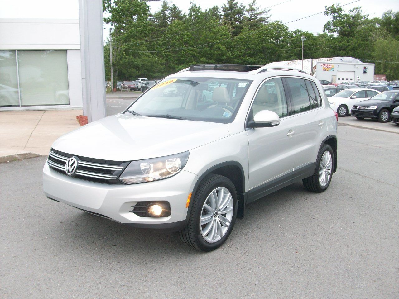 Used 2014 Volkswagen Tiguan Highline Whitegold 88,040 KM for Sale ...